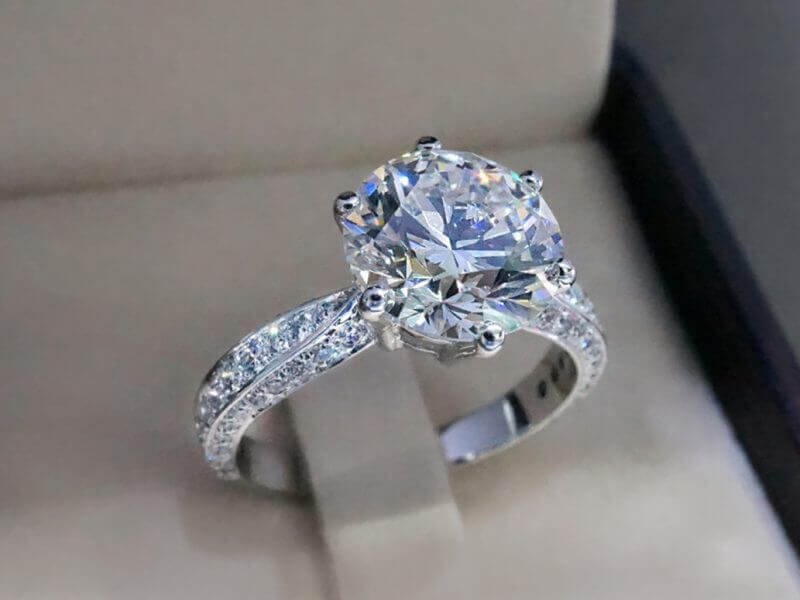 Cincin Berlian