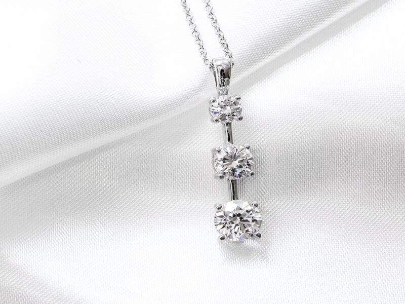 Kalung Berlian