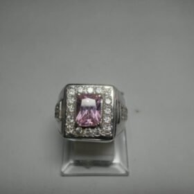 7003775 - CT MODEL LAKI MATA PINK DAN PUTIH (PUTIH) SIZE 18 [75% - 11.14gr]