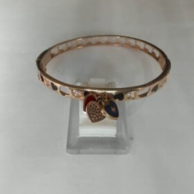 7008360 - GM ELEGANT GOLD MODEL LOVE 3 MAINAN ENAMEL MATA PUTIH [37.5% - 9.09gr]