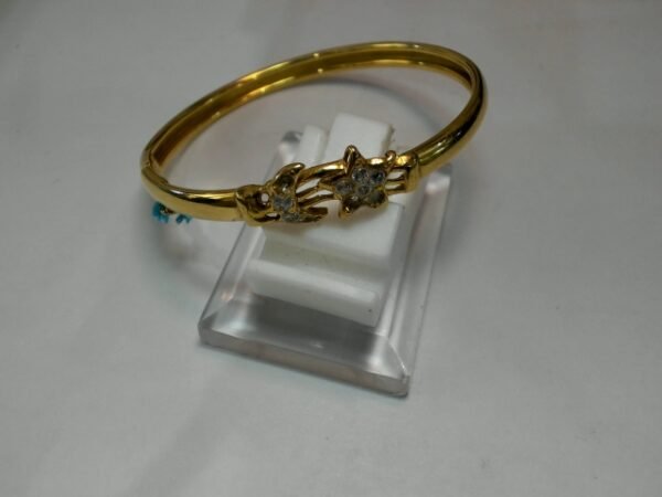 7009161 - GM BANGKOK BABY MATA PUTIH [37.5% - 2.9gr]