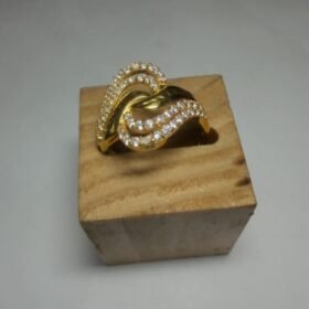 7013928 - CM MODEL MATA PUTIH [ 16 ] [37.5% - 2.62gr]