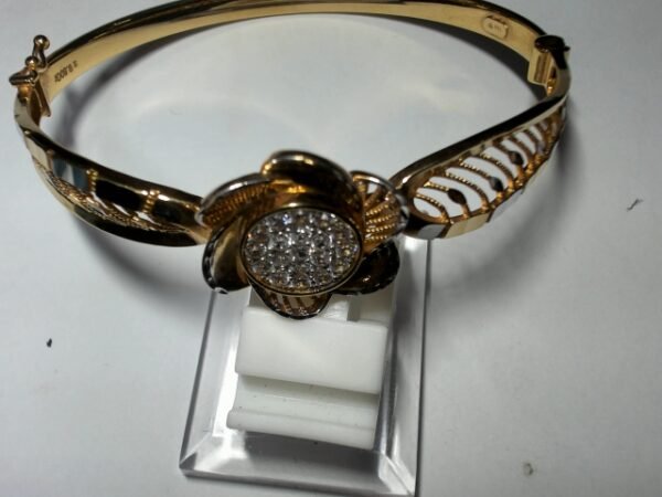 8002227 - GT FASHION BANGLE BUNGA MATA PUTIH VARIASI PUTIH [70% - 9.8gr]