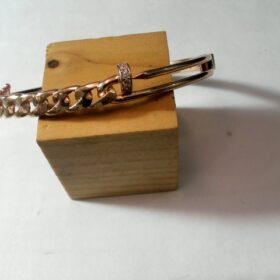 8002559 - GT ELEGANT GOLD CARTIER PAKU MATA PUTIH [75% - 8.19gr]