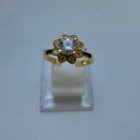 8005261 - CM FASHION MATA PUTIH SIZE 15 [37.5% - 2.59gr]