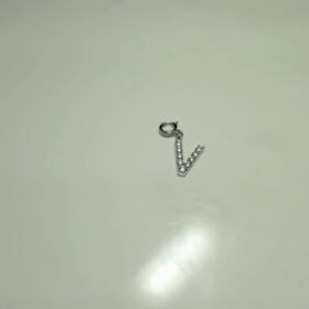 8011091 - LT MODEL INISIAL V MATA PUTIH [70% - 0.45gr]