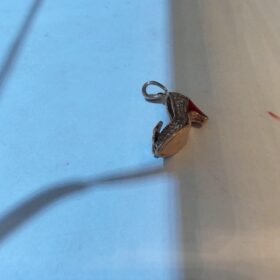 9042373 - LT SEPATU MDL MP CAT [75% - 3.78gr]