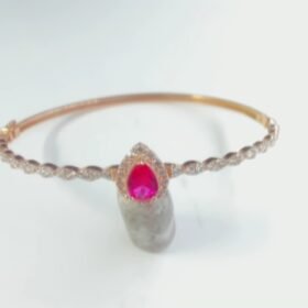 7100960 - GM ELEGANT GOLD AUVA VERONICA MATA MERAH [8K - 6.74gr]