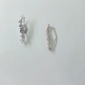 9149565 - WT AUVA SRIKANDI FLOWIE MATA PUTIH [16K - 1.16gr]