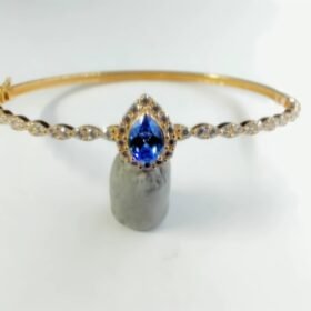 8057811 - GT AUVA VERONICA MATA BIRU PUTIH [16K - 8.44gr]