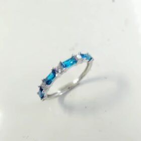 8060840 - CT AUVA [P] MATA BIRU PUTIH R.12 [17K - 1.71gr]