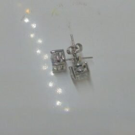 9165598 - WT AUVA DESY-2 MATA PTH ULR [ PUTIH ] [17K - 2.55gr]