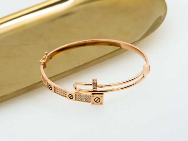 7131894 - GT ENAMEL MATA PUTIH CARTIER [17K - 10.06gr]