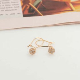 8073263 - WT MODEL ANTING BOLA PERMATA PUTIH [16K - 1.34gr]