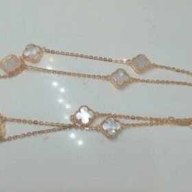 9179992 - KM AUVA VANCLEEF - 1 PUTIH [8K - 6.62gr]