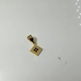 7163442 - LT MODEL PERMATA PUTIH HITAM [16K - 0.6gr]