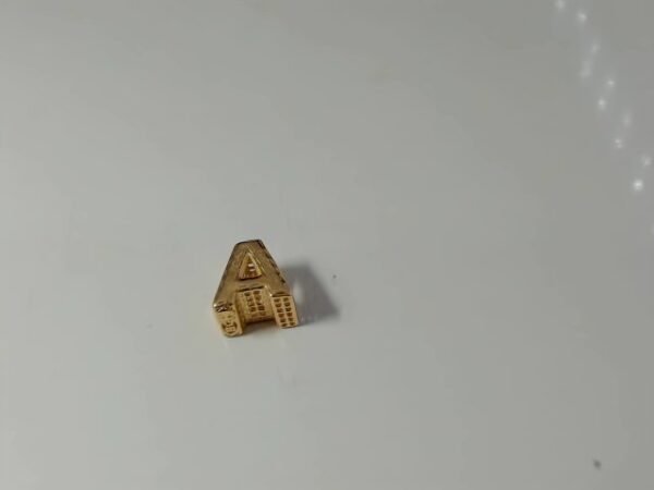 7166327 - LT MODEL INISIAL A [16K - 0.67gr]