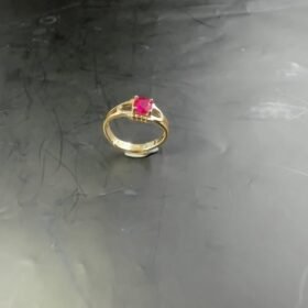 8092027 - CM MODEL ONGSROT MATA MERAH [8K - 0.98gr]