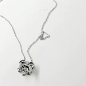 9179272 - KT MODEL HOLLO MATA PUTIH [P] [17K - 2.56gr]