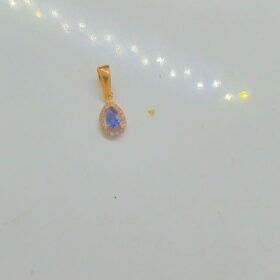 9210544 - LM AUVA MATA UNGU MATA PUTIH [16K - 0.61gr]