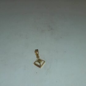 7179826 - LT MODEL CAT PUTIH [17K - 0.94gr]