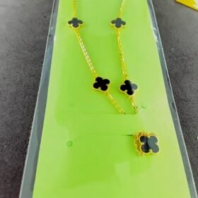 8098246 - KM DISPLAY UBS MODEL CLOVER,1MN,MP [8K - 3.99gr]